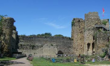 chateau-de-talmont-saint-hilaire.jpg